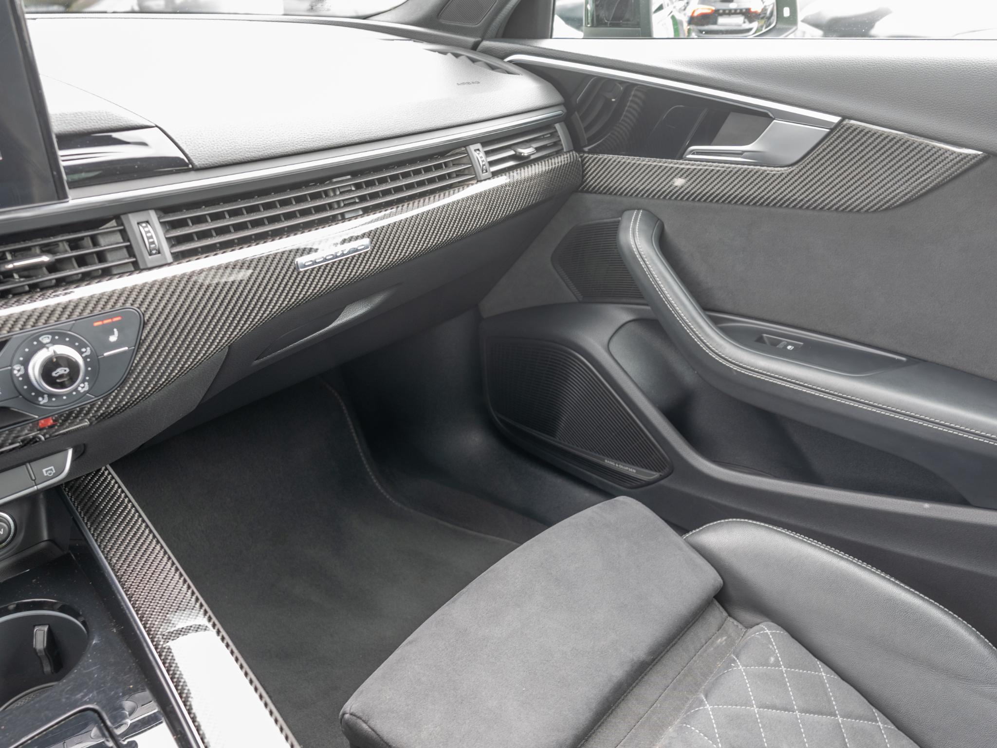 Foto van Audi RS 4 Avant