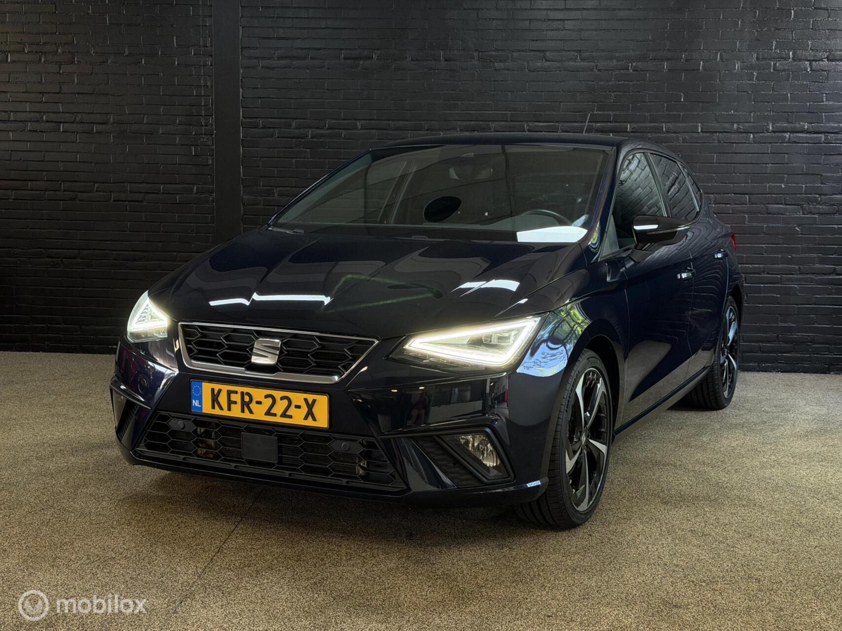 Seat Ibiza 1.0 EcoTSI FR facelift * Virtual * Carplay * 2021 - voorkant