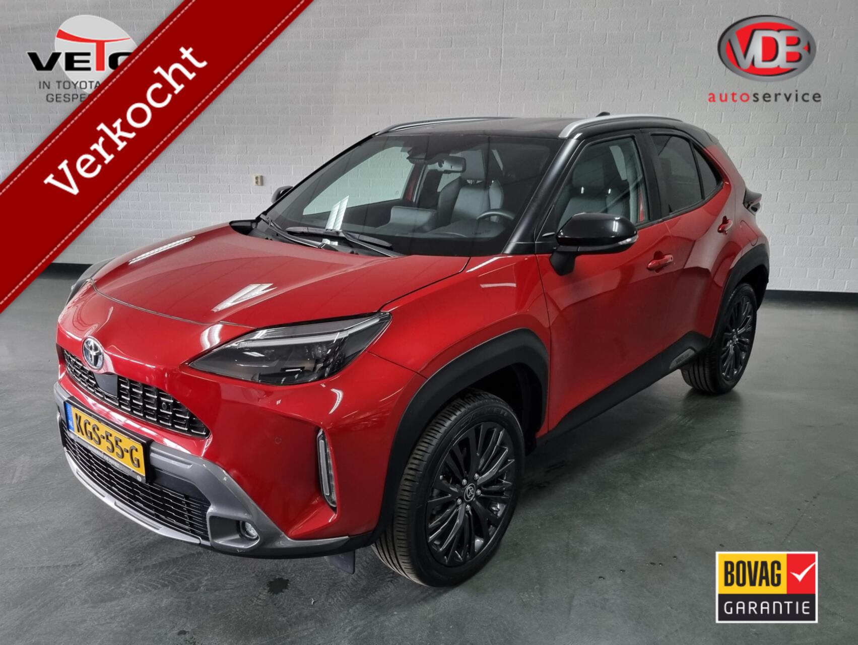Toyota Toyota Yaris Cross 1.5 Hybrid Adventure Bi-Tone / PDC / HUD / Trekhaak 2022 - voorkant