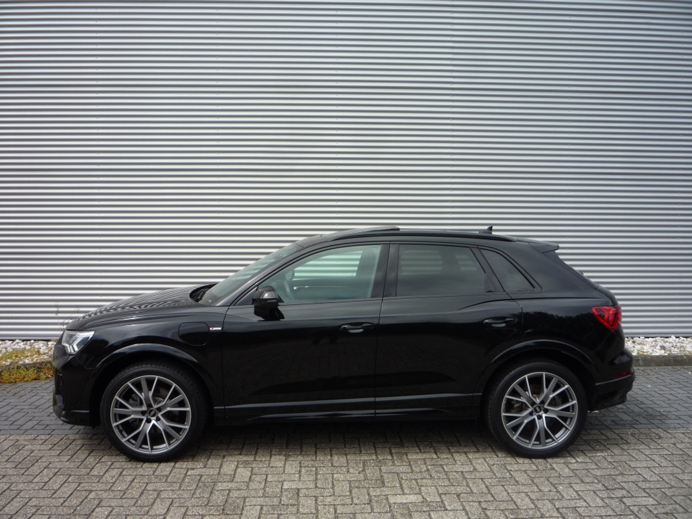 Foto van Audi Q3 E-tron