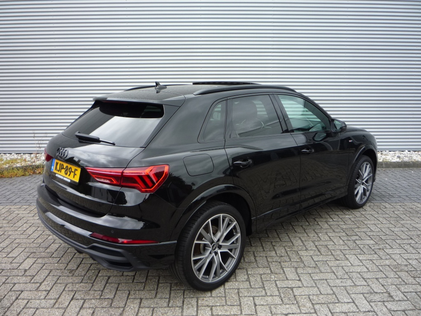Foto van Audi Q3 E-tron