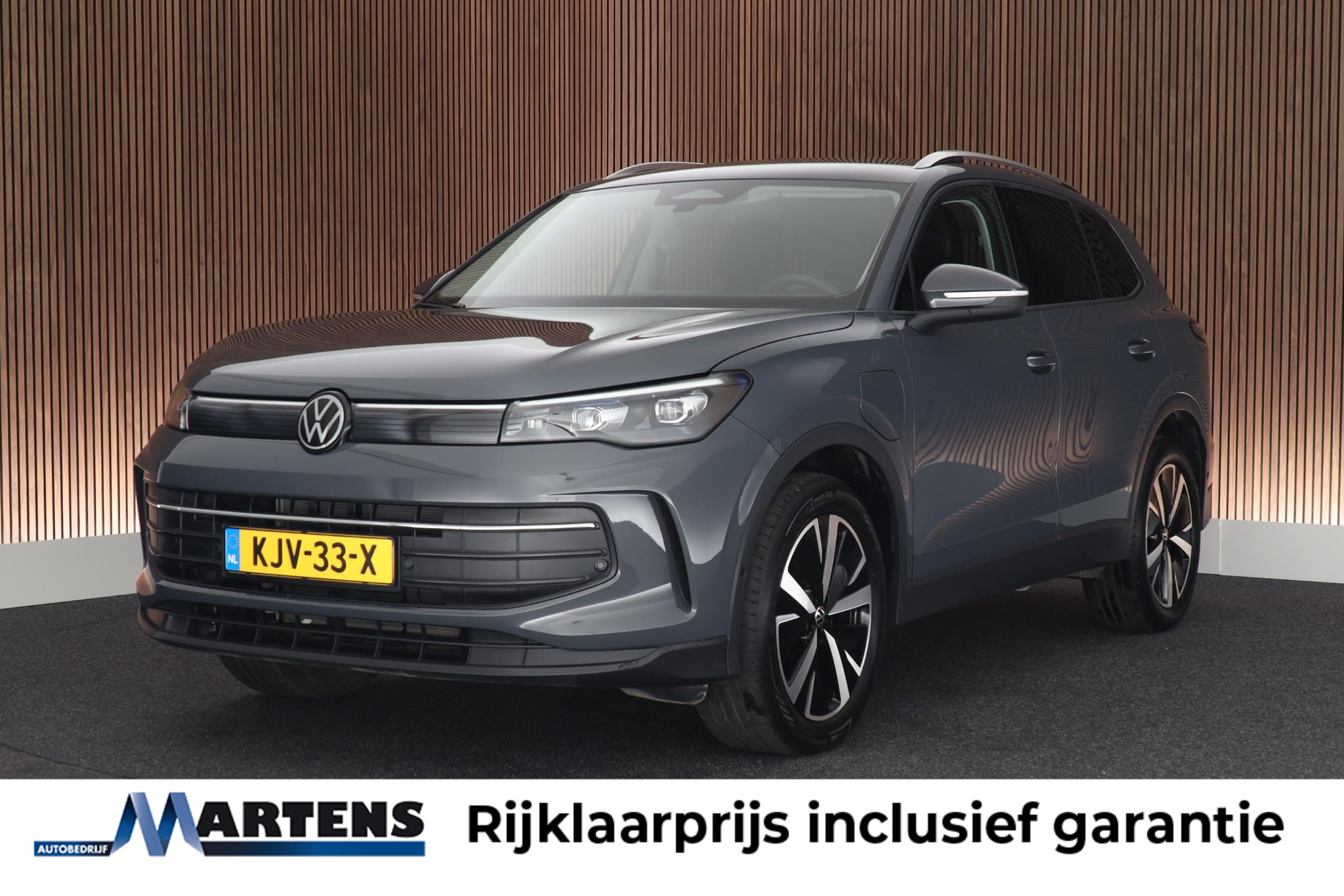 Volkswagen Tiguan 1.5 204pk eHybrid Life Edition 2025 - voorkant