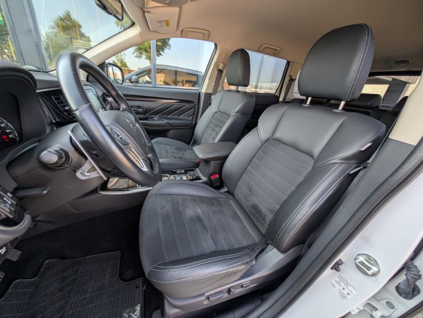 Foto van Mitsubishi Mitsubishi Outlander