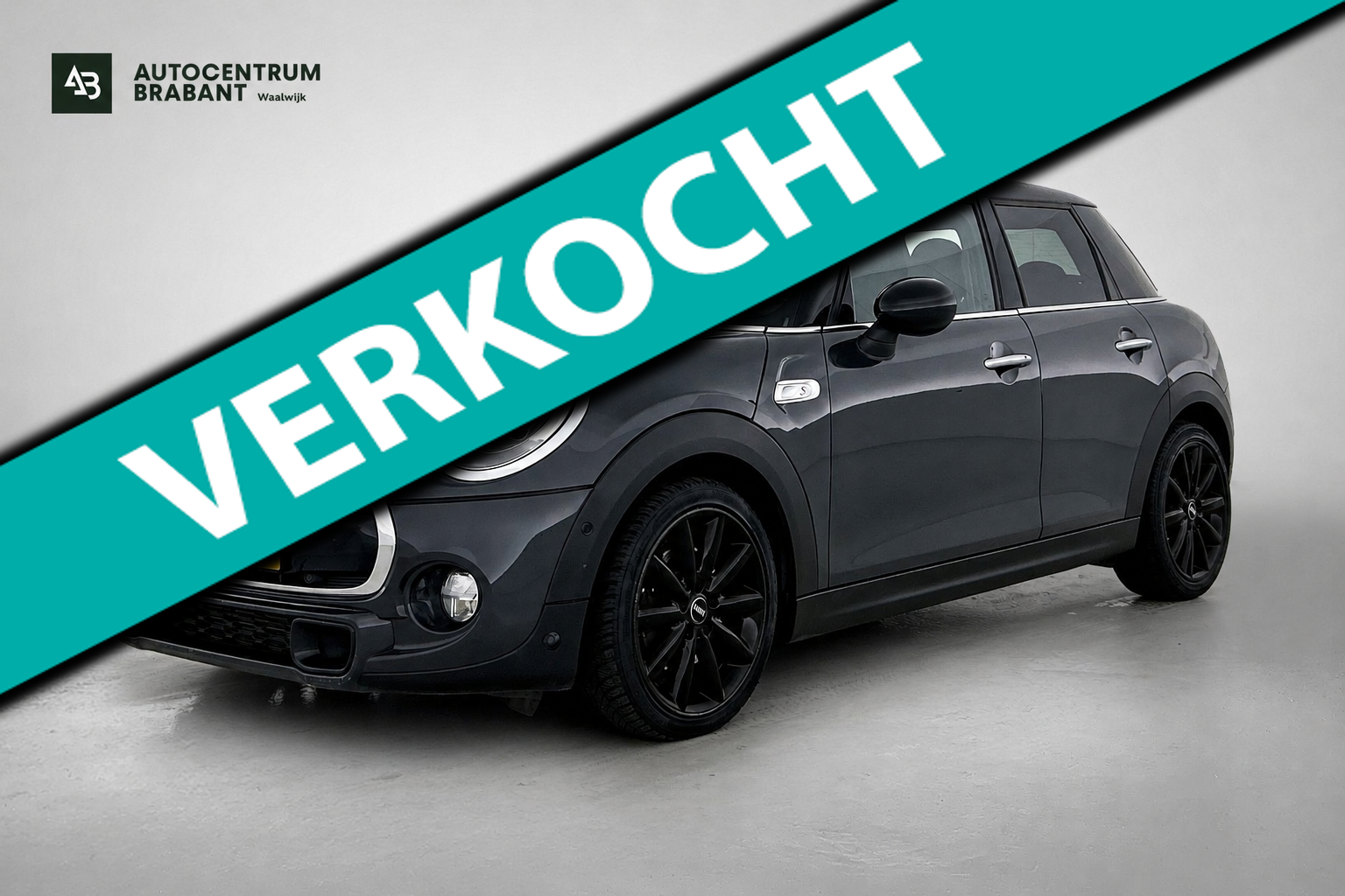 Mini Cooper S 2.0 Cooper S Chili Serious Business | 192PK | PANO | HARMAN/KARDON | STOELVERW | CLIMATE | CRUISE | ETC 2016 - voorkant