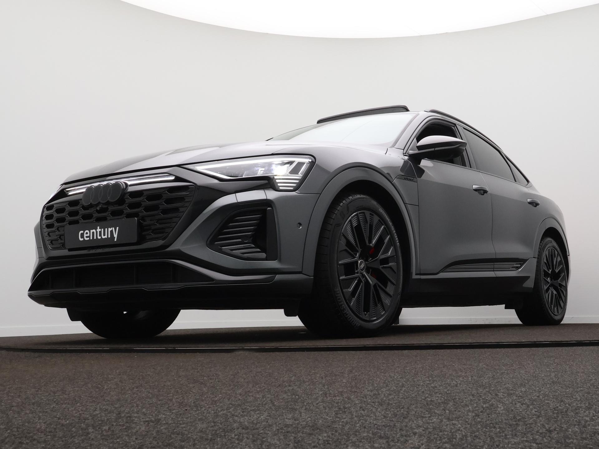 Foto van Audi Q8 Sportback 55 E-tron