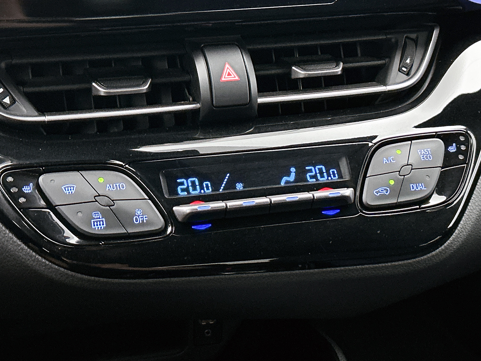 Foto van Toyota Toyota C-hr