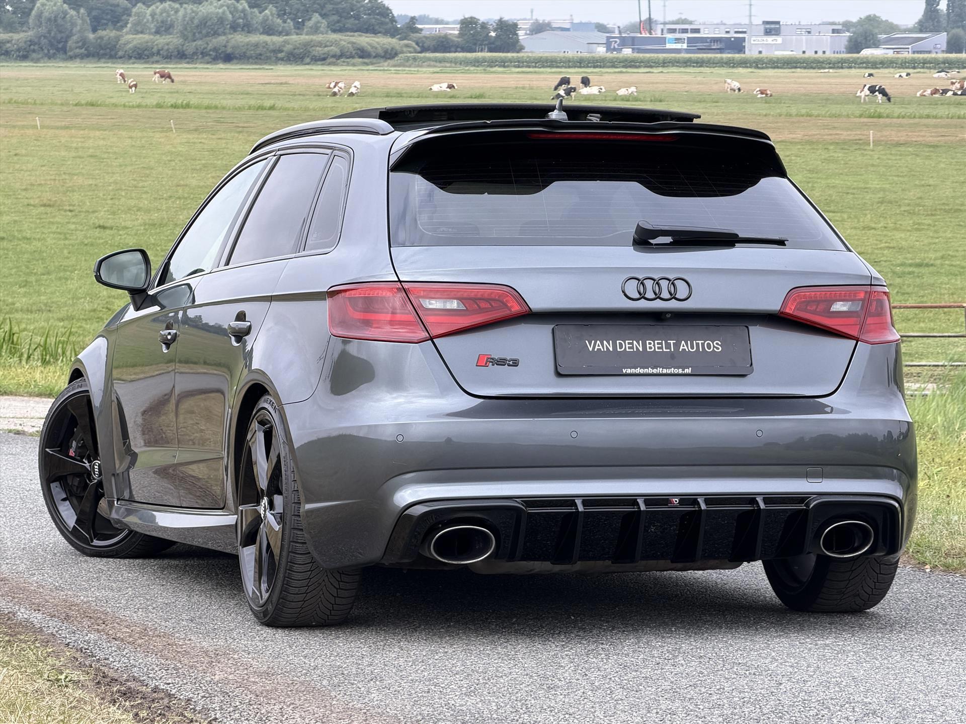 Foto van Audi RS 3 Sportback