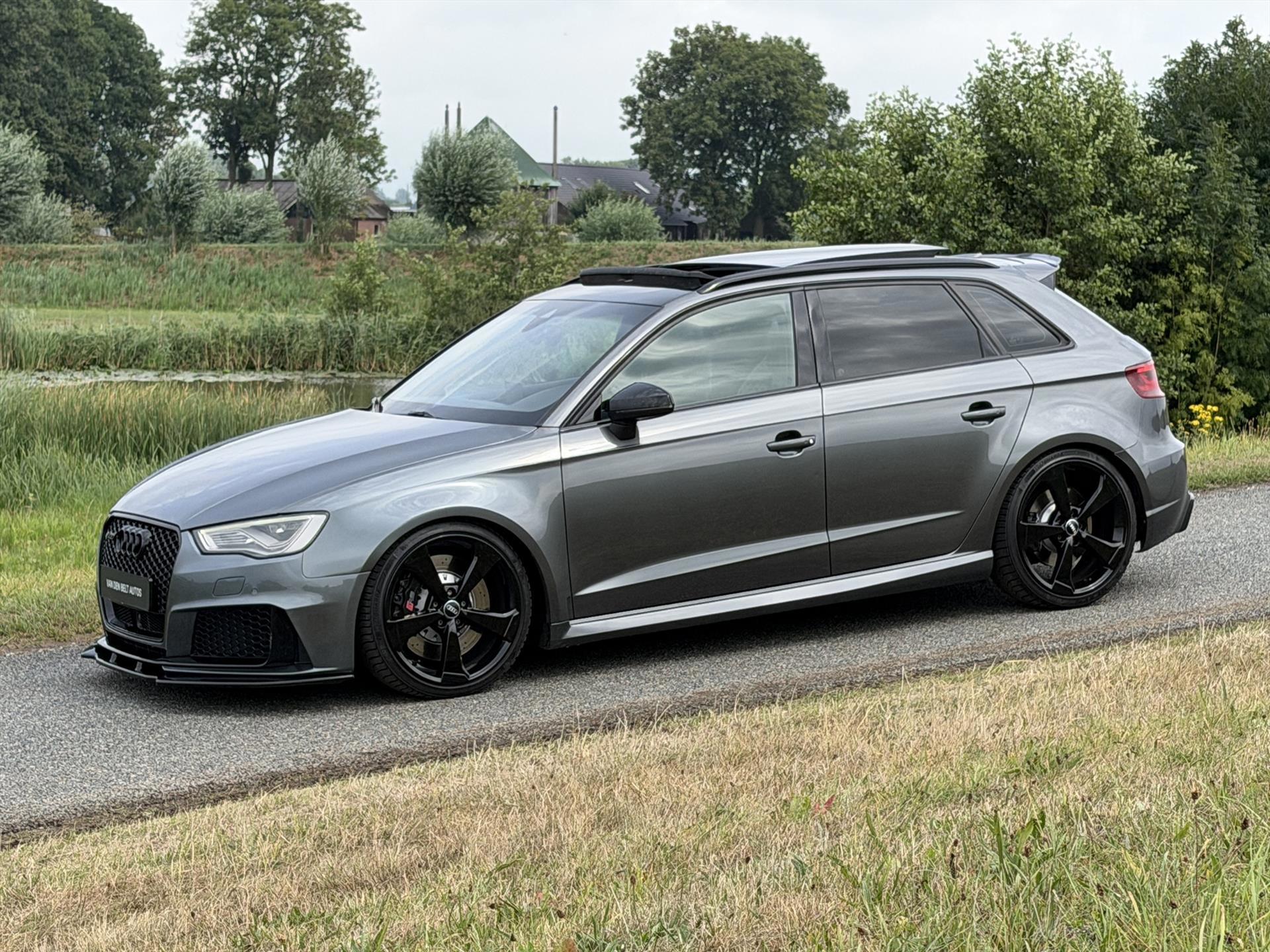 Foto van Audi RS 3 Sportback