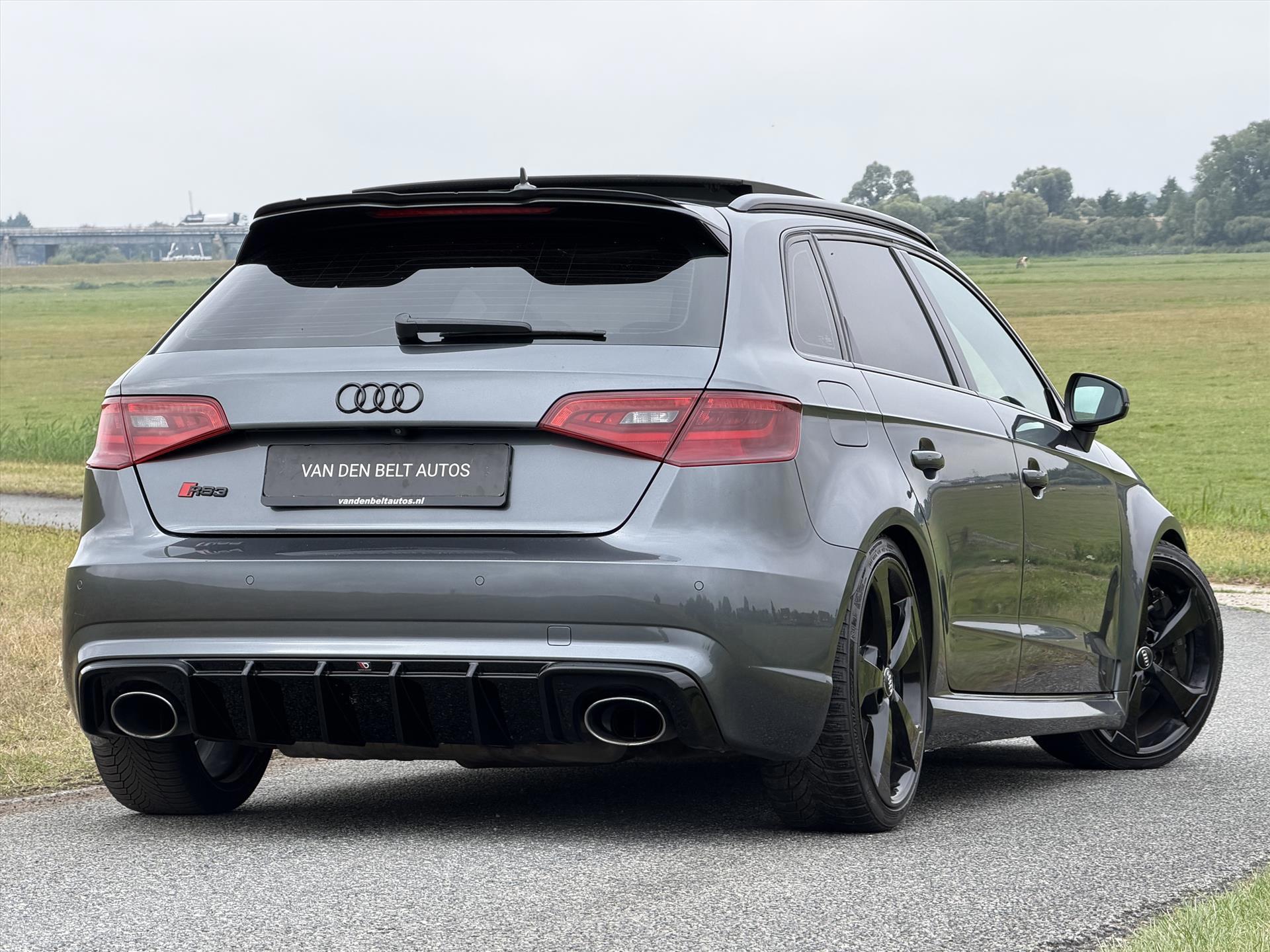 Foto van Audi RS 3 Sportback