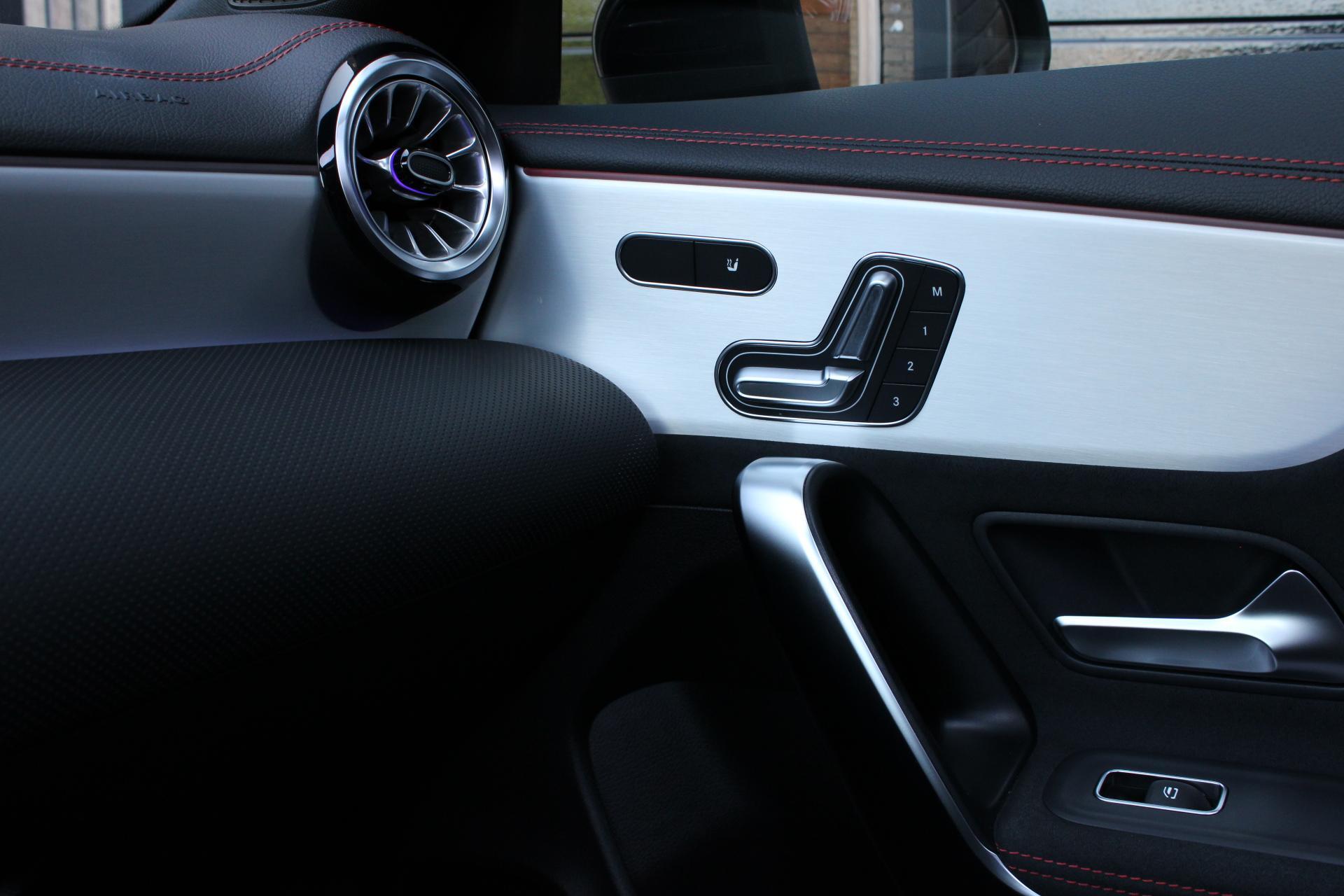 Foto van Mercedes-Benz Cla 250 E