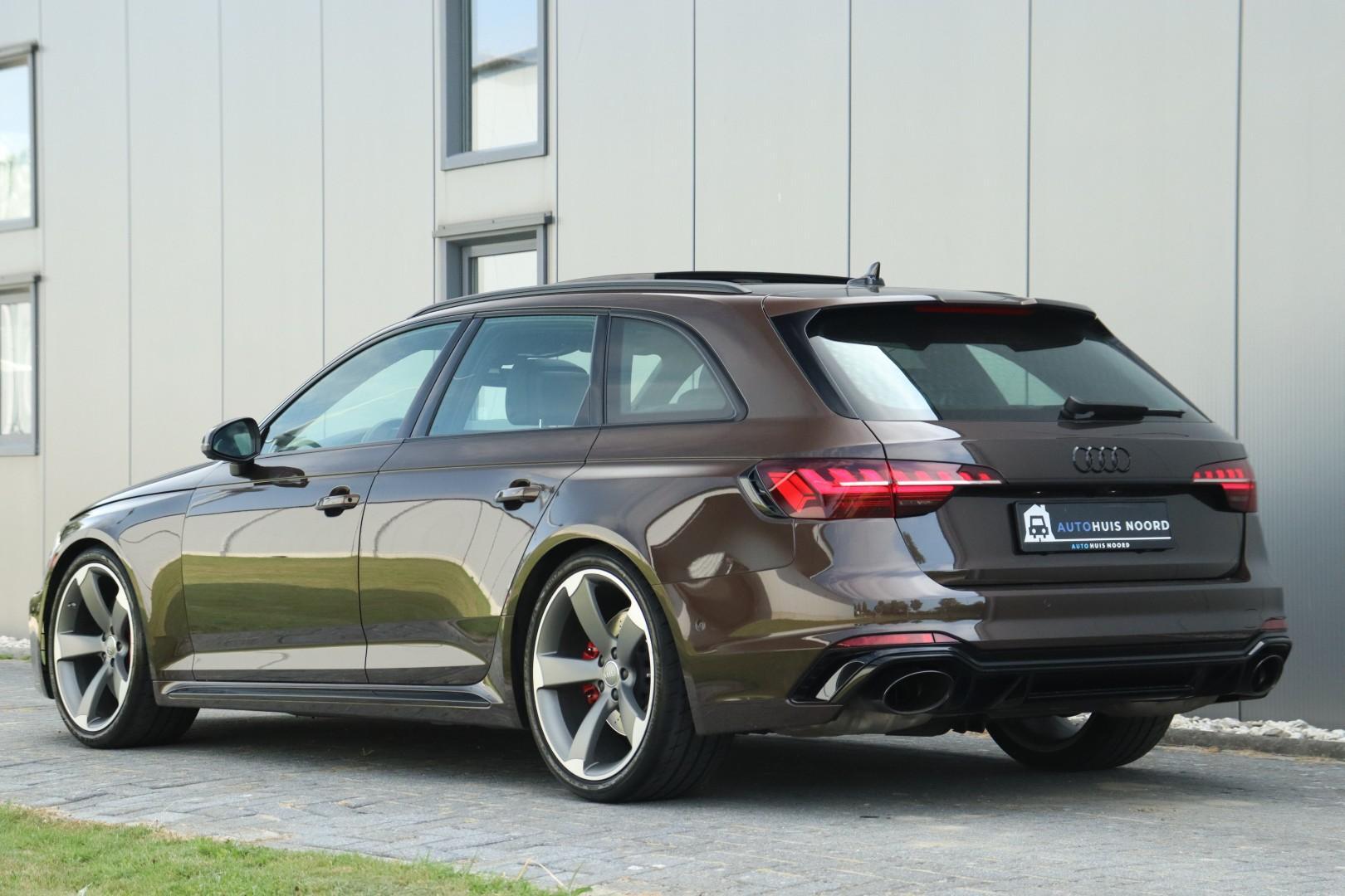 Foto van Audi RS 4 Avant