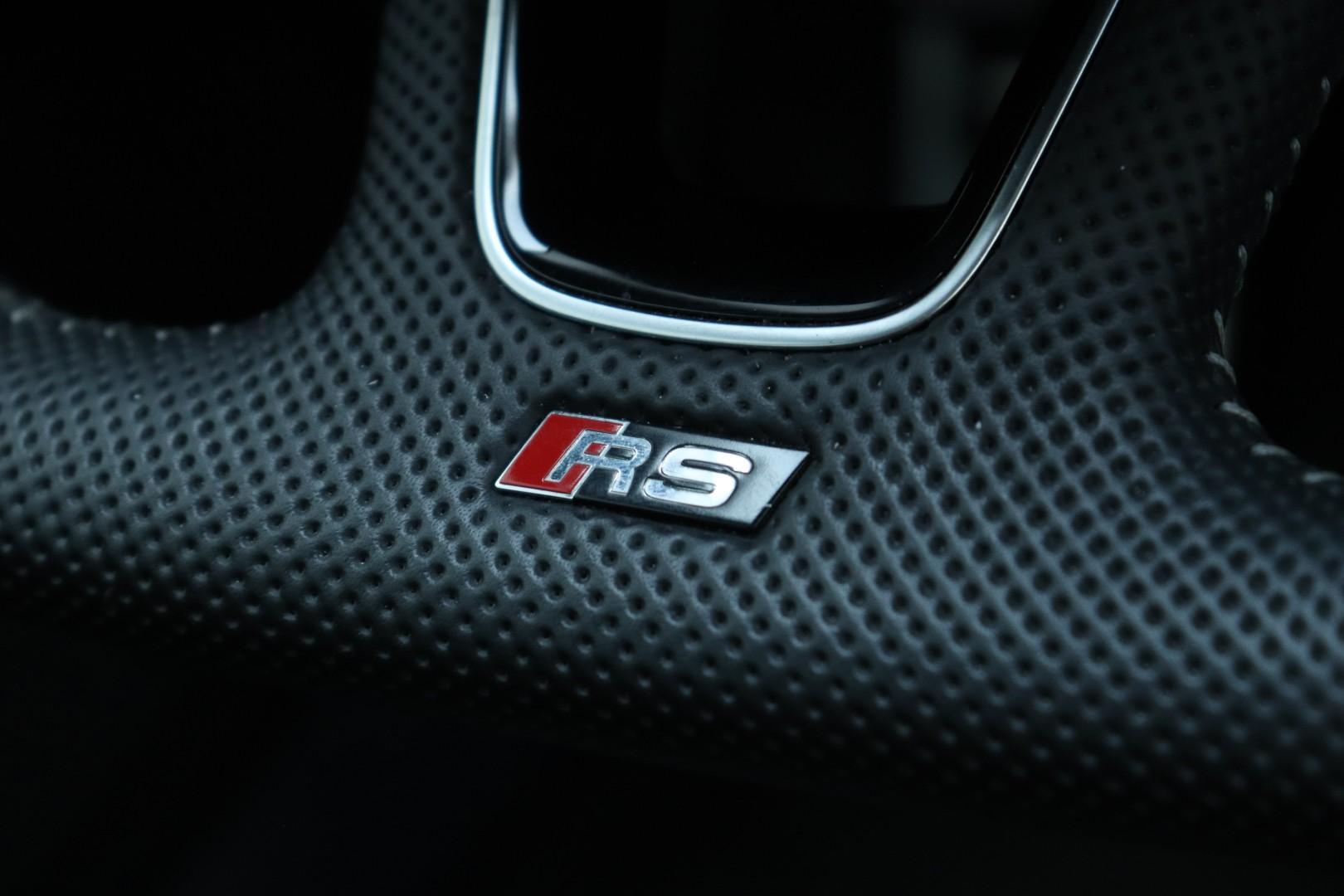 Foto van Audi RS 4 Avant