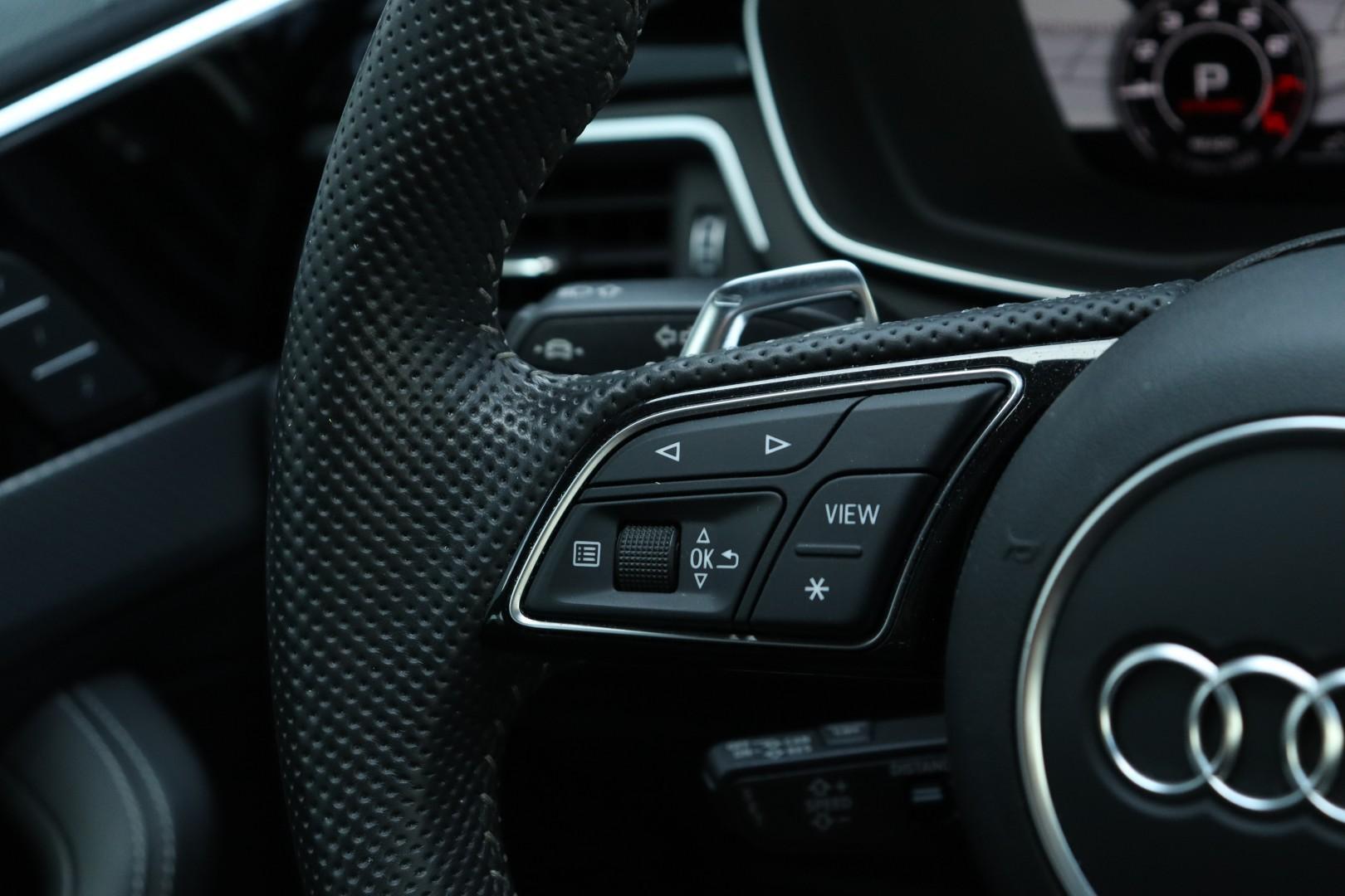 Foto van Audi RS 4 Avant