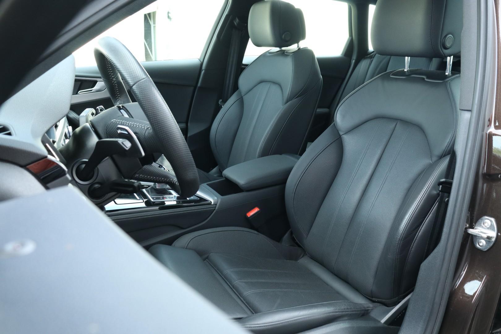 Foto van Audi RS 4 Avant