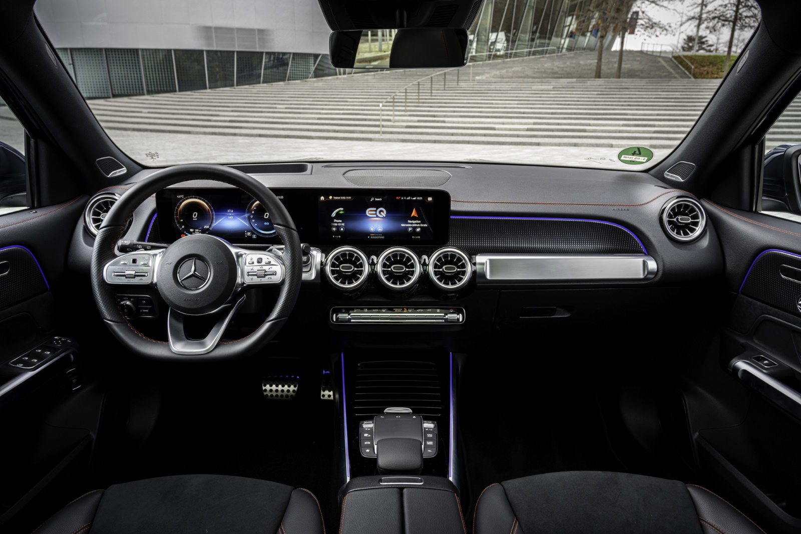 Foto van Mercedes-Benz Eqb