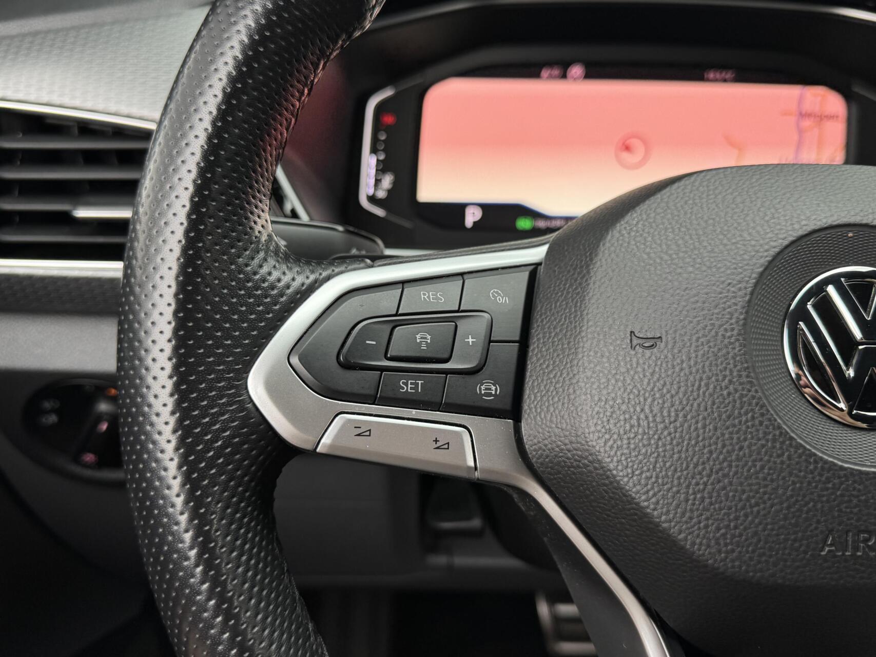 Foto van Volkswagen T-cross