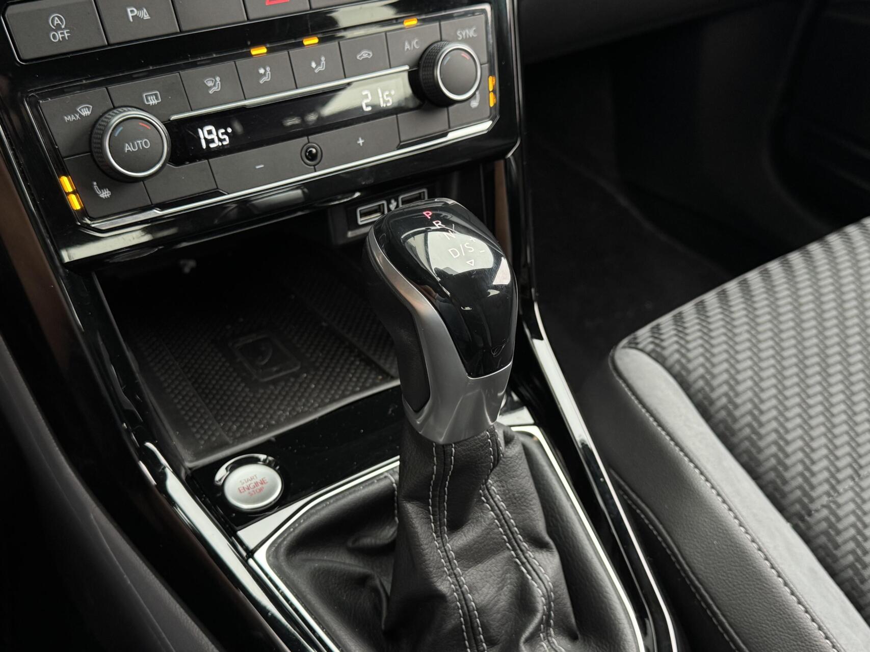 Foto van Volkswagen T-cross
