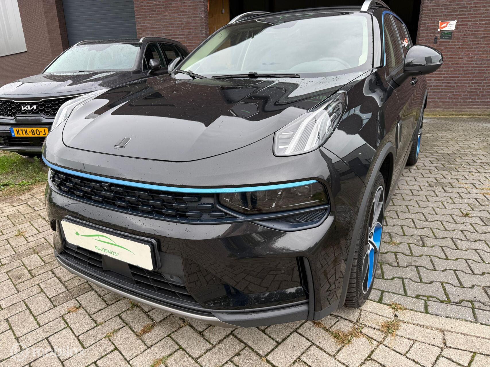 Foto van LYNK & Co 01