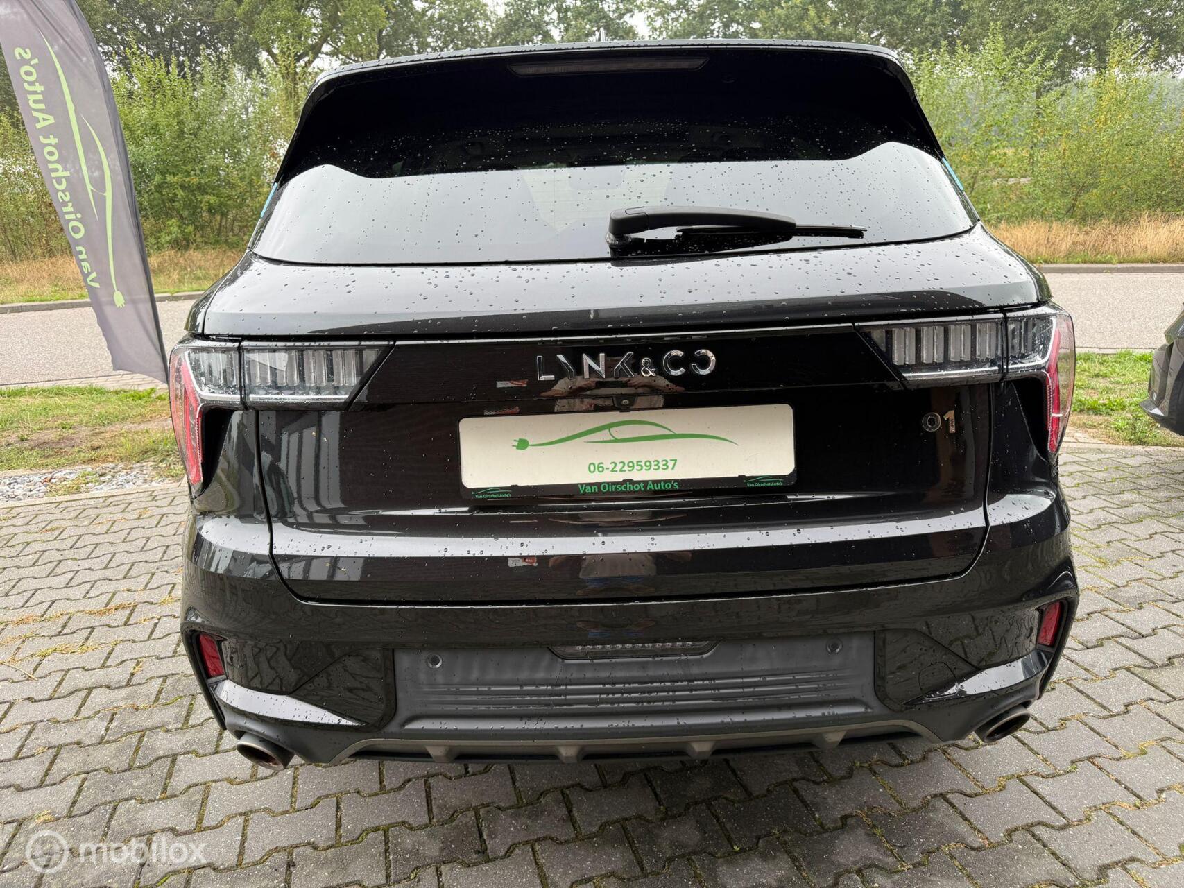 Foto van LYNK & Co 01