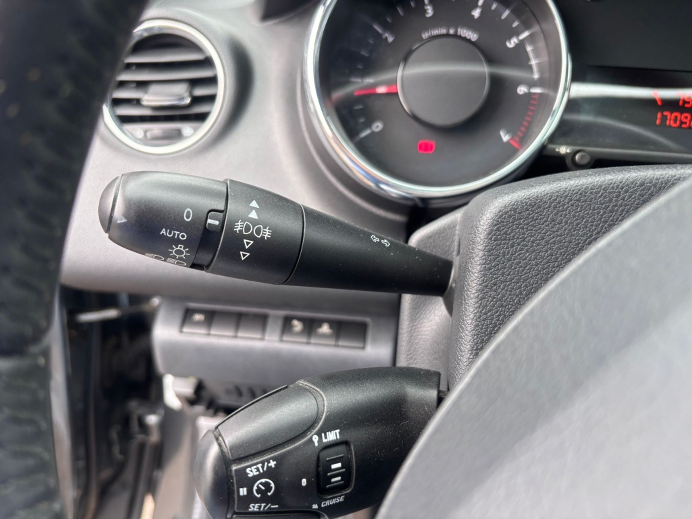 Foto van Peugeot 5008