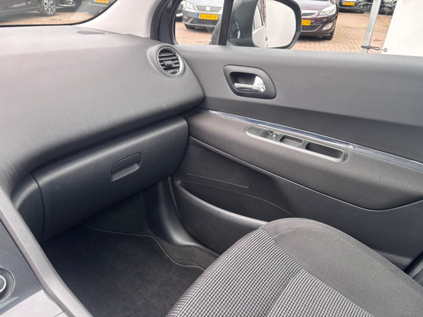 Foto van Peugeot 5008