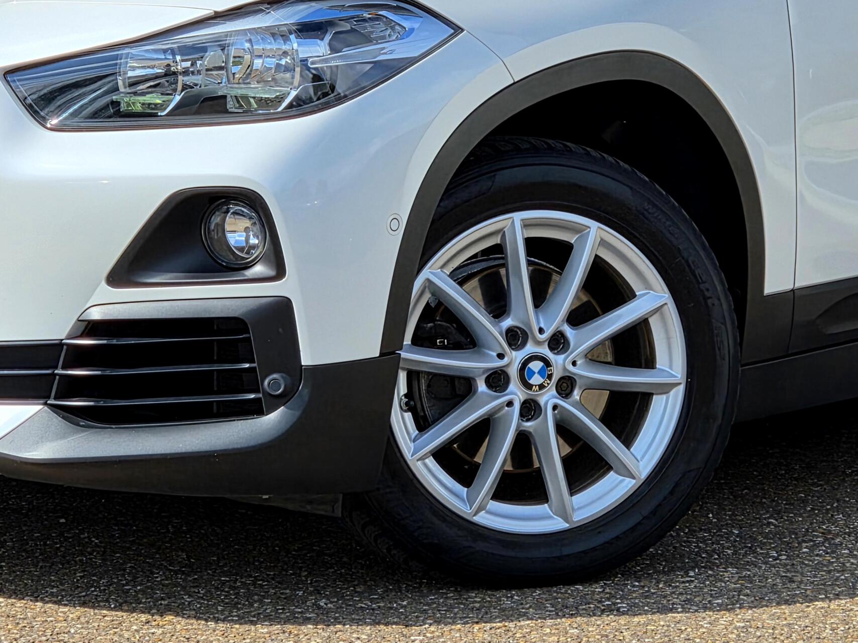 Foto van BMW X2 Sdrive18i