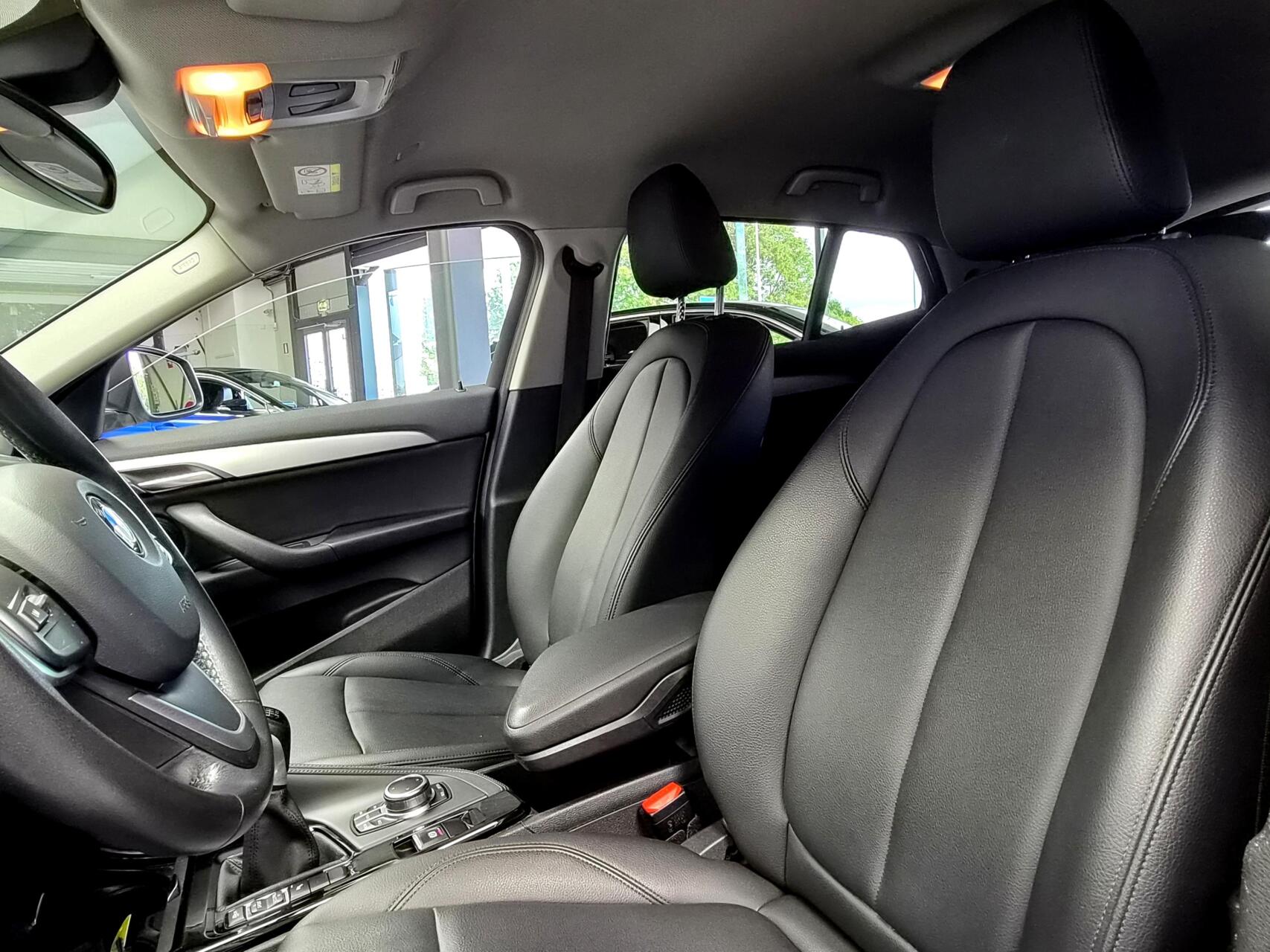 Foto van BMW X2 Sdrive18i