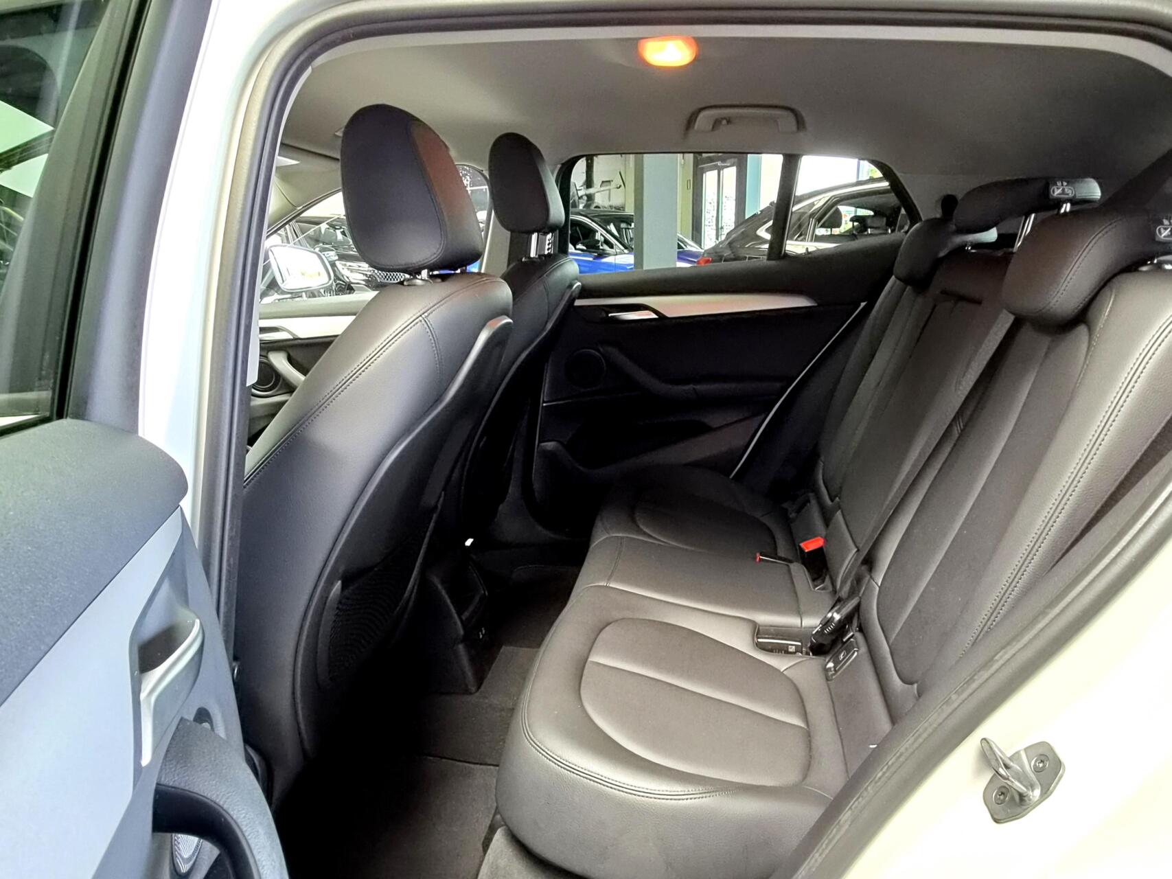 Foto van BMW X2 Sdrive18i