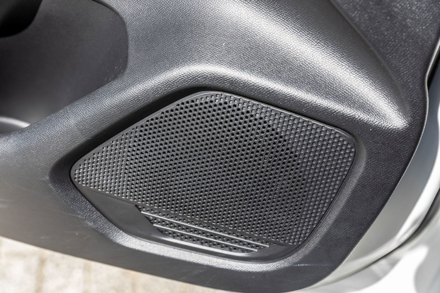 Foto van Peugeot E-208