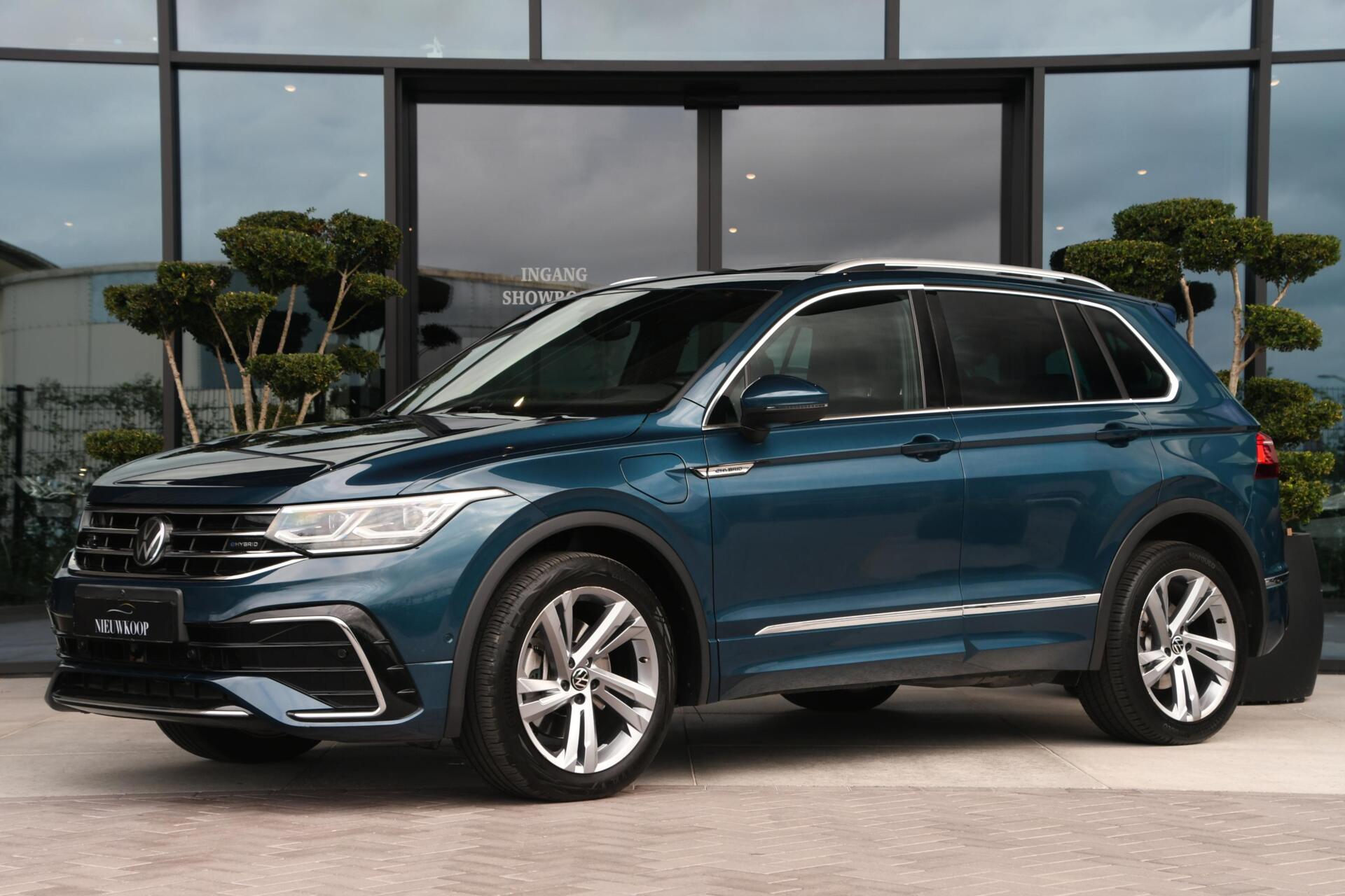 Volkswagen Tiguan 1.4 TSI eHybrid R-Line Business+ VOL | LEDER | PANO 2023 - voorkant
