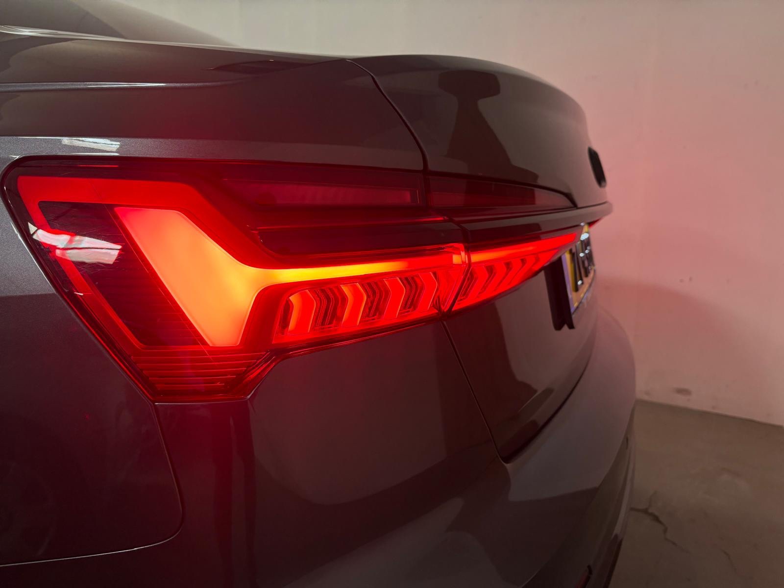 Foto van Audi A6 Limousine