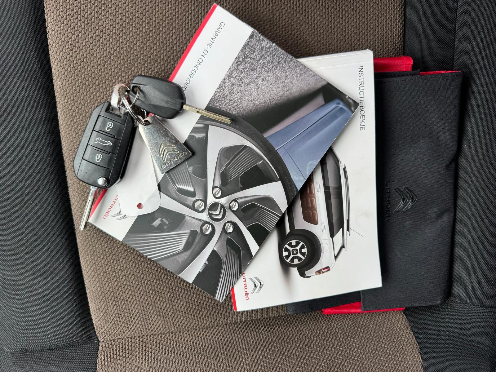 Foto van Citroen C4 Cactus