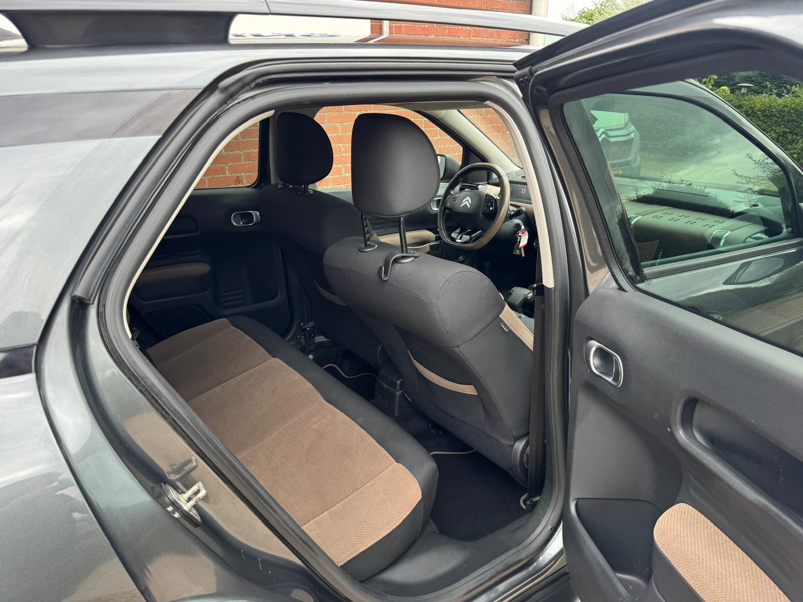 Foto van Citroen C4 Cactus