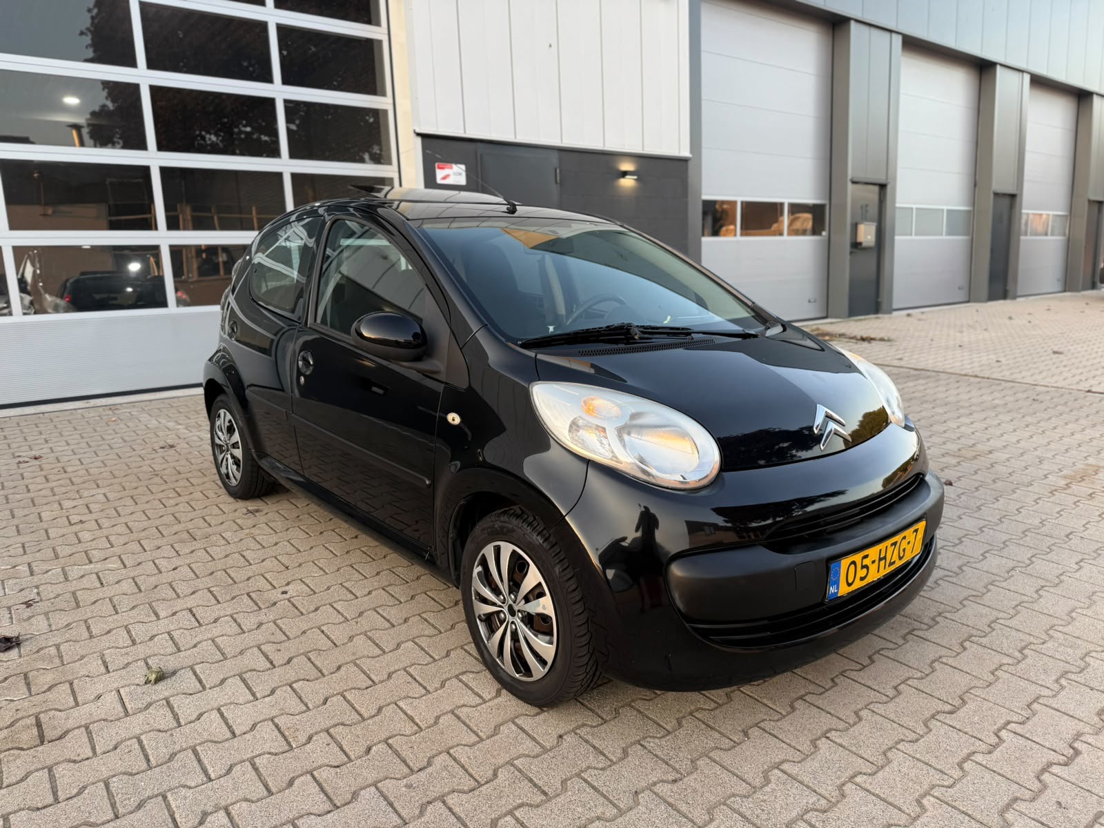Citroen Citroen C1 1.0 Séduction Schuifdak Panorama Zwart 5D Topstaat Dealer Onderhouden 2007 - voorkant