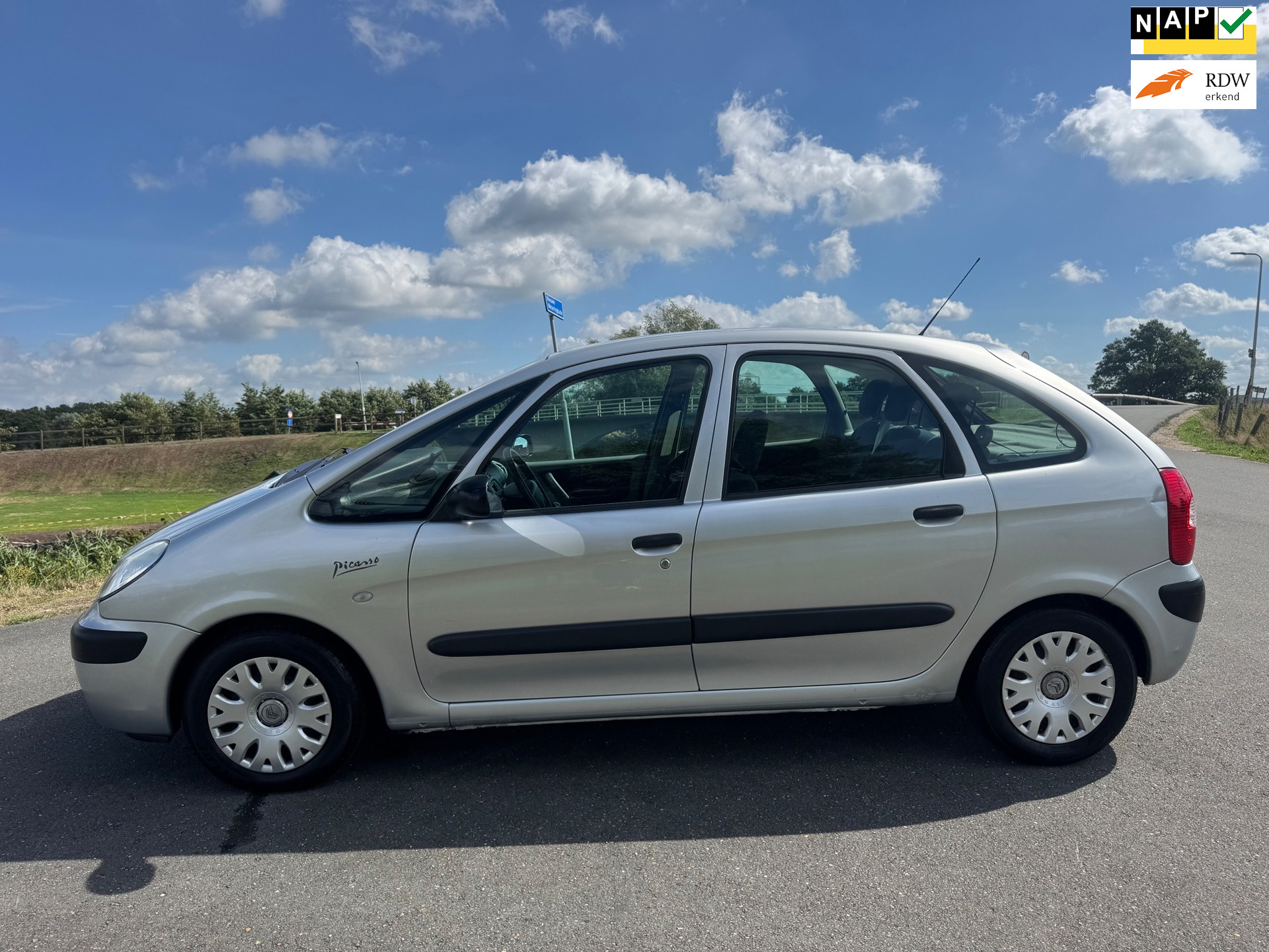 Citroen Xsara Picasso 1.6i Différence 2 2004 - voorkant