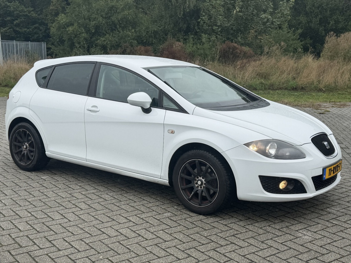 Seat Leon 1.2 TSI Eco COPA Airco Leder Interieur Stoelverwarmong Apk:5-2027 2011 - voorkant