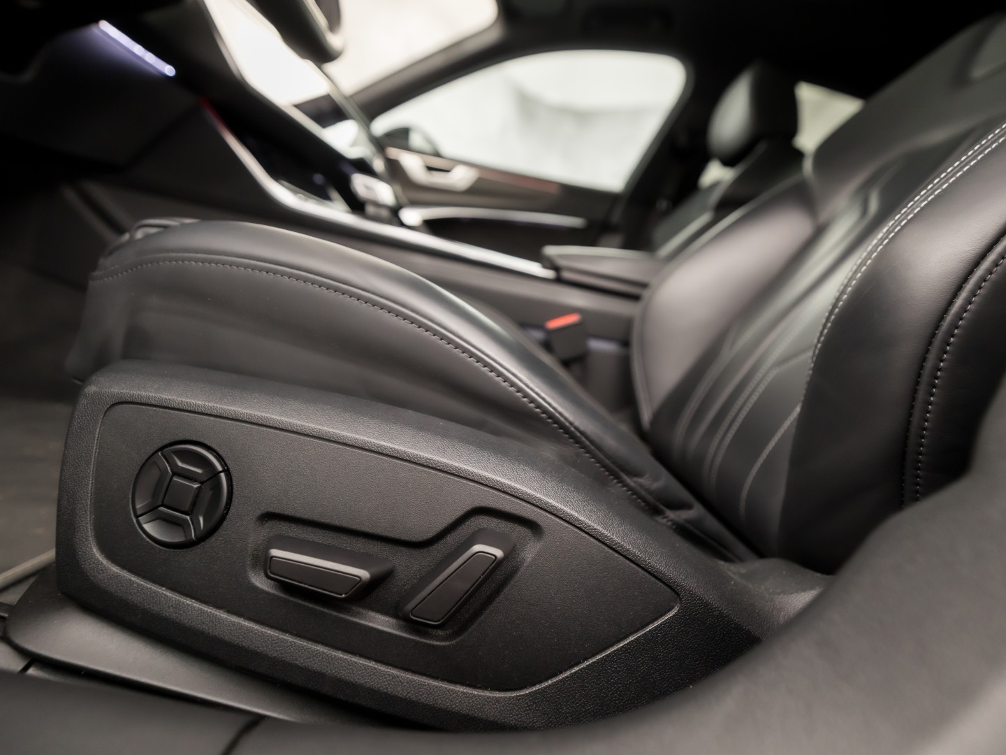 Foto van Audi A6 55 TFSI E