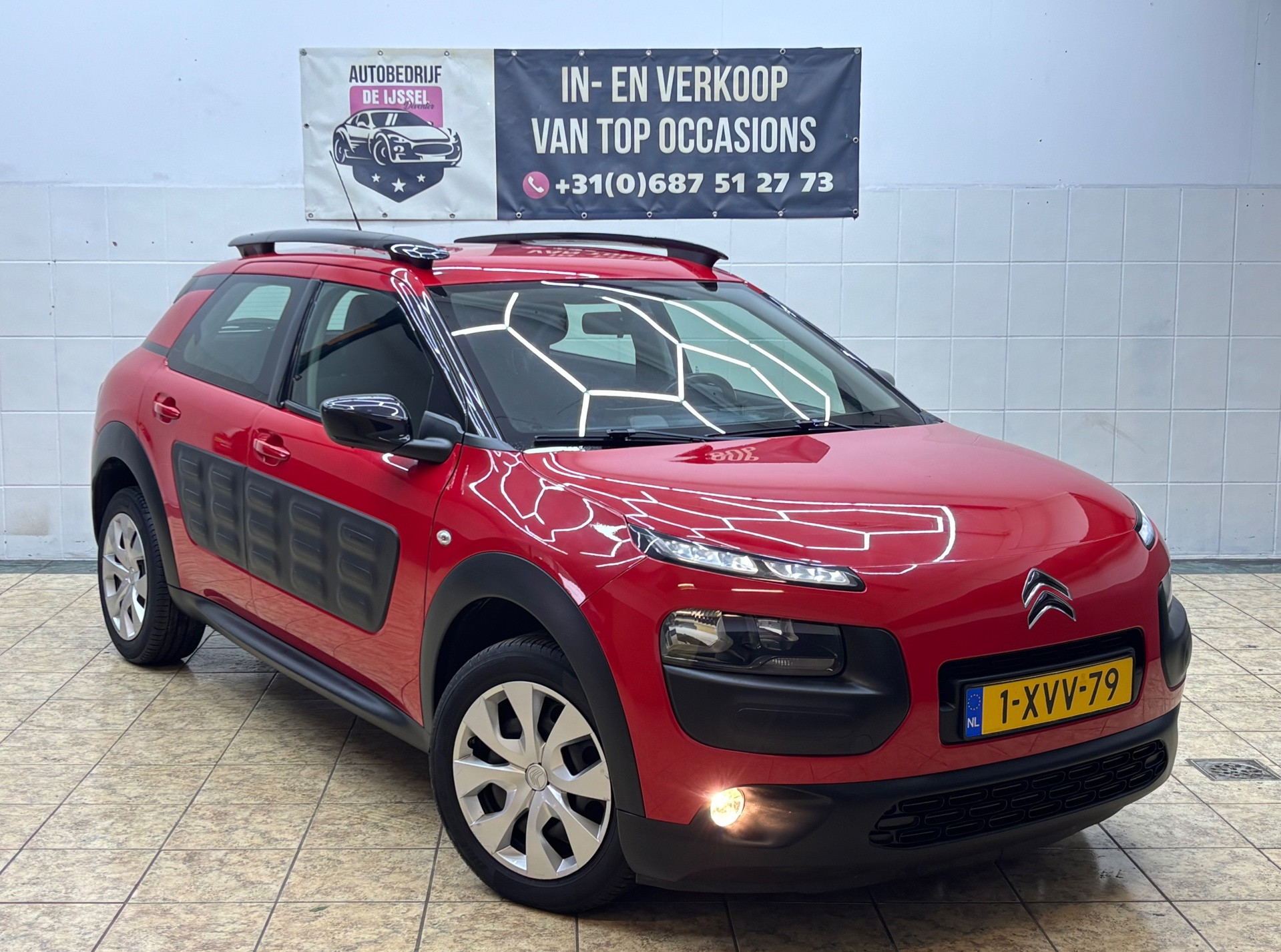 Citroen C4 Cactus 1.2 e-VTi Feel/1STE EIG/NW APK/AUTOMAAT/ 2014 - voorkant