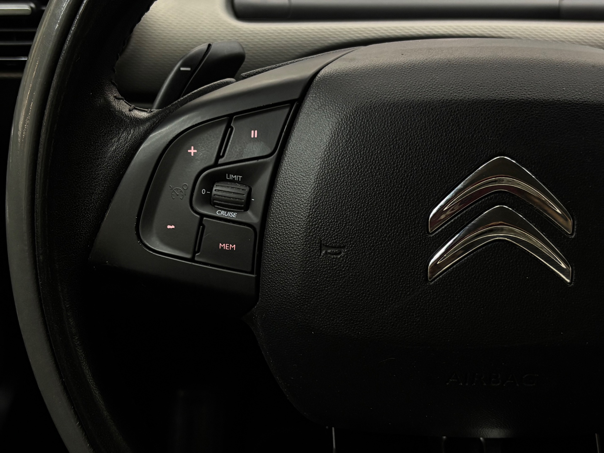 Foto van Citroen C4 Cactus