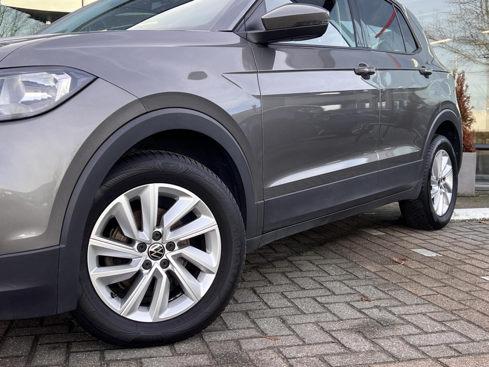 Foto van Volkswagen T-cross