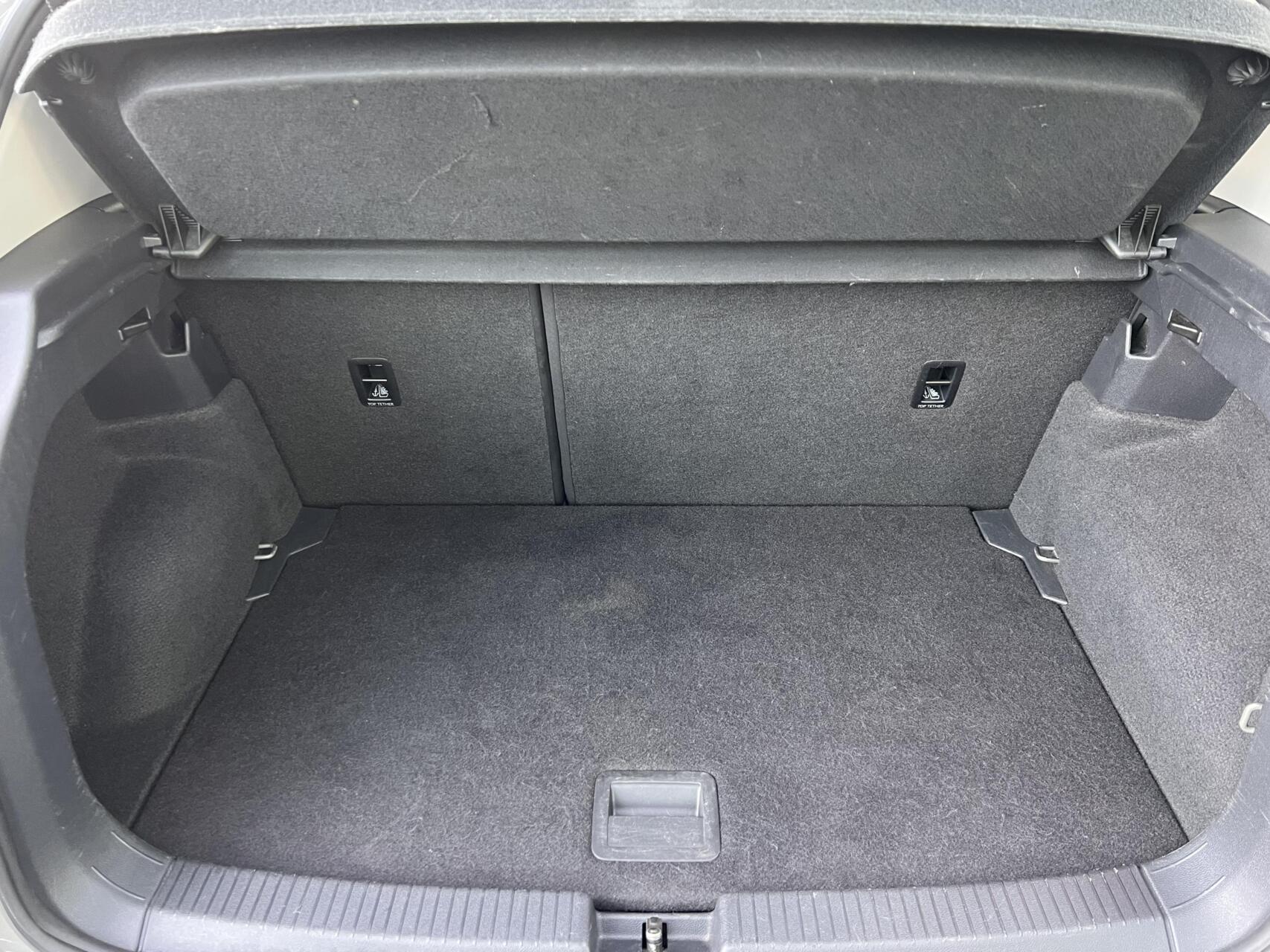 Foto van Volkswagen T-cross