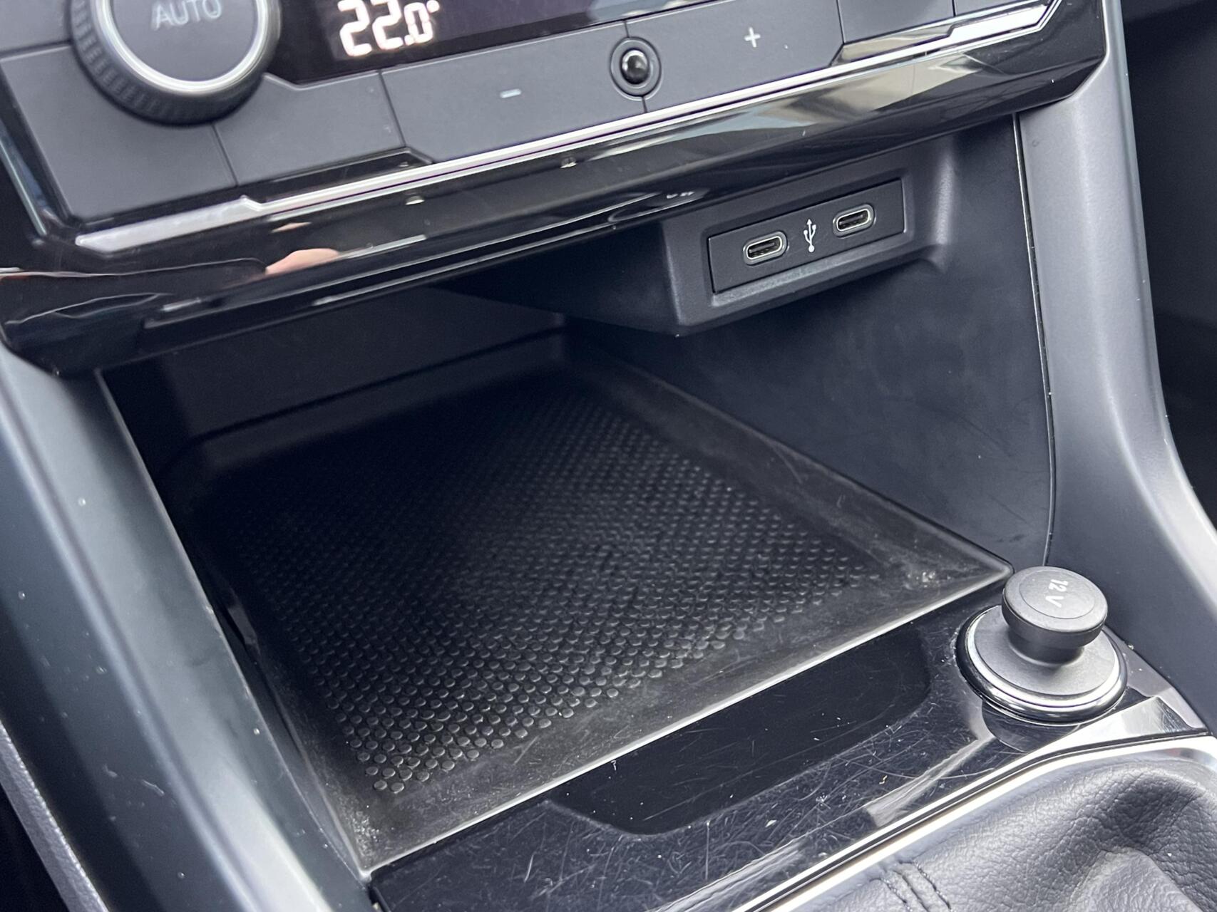 Foto van Volkswagen T-cross