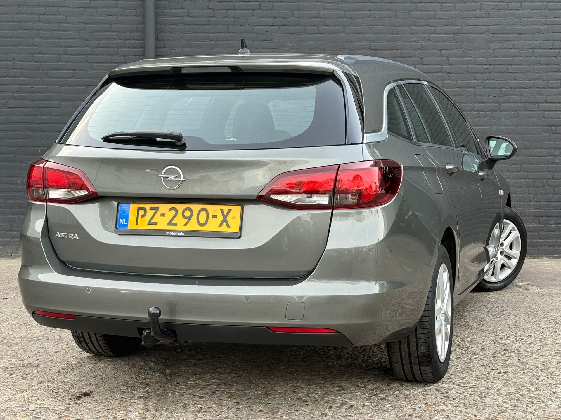 Foto van Opel Astra Sports Tourer