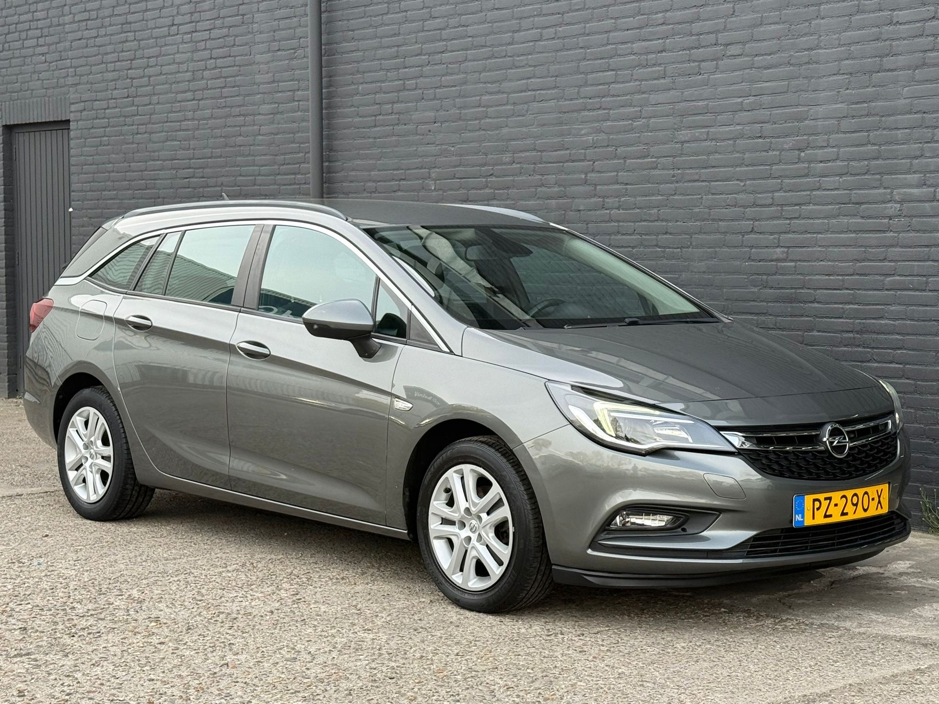 Foto van Opel Astra Sports Tourer