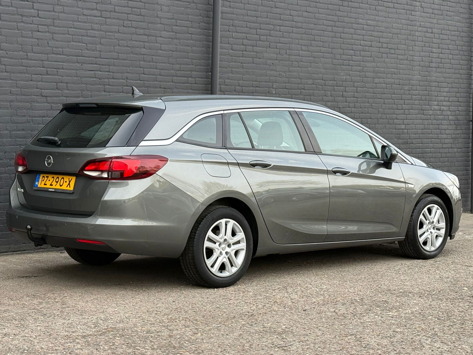 Foto van Opel Astra Sports Tourer