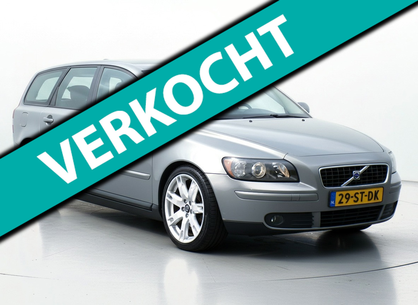 Volvo V50 2.4 Edition II|Cruise|PDC|Airco|Trekhaak|Orig. NL 2006 - voorkant