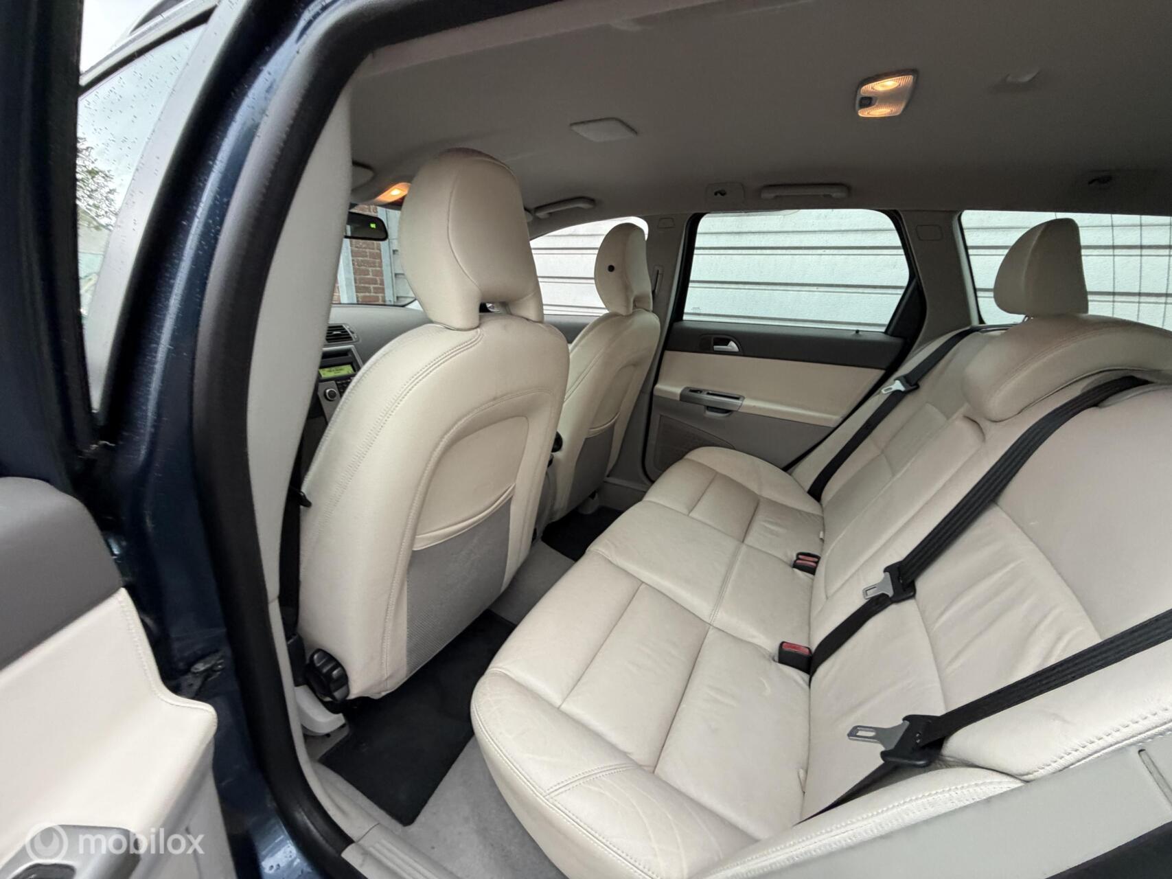 Foto van Volvo V50