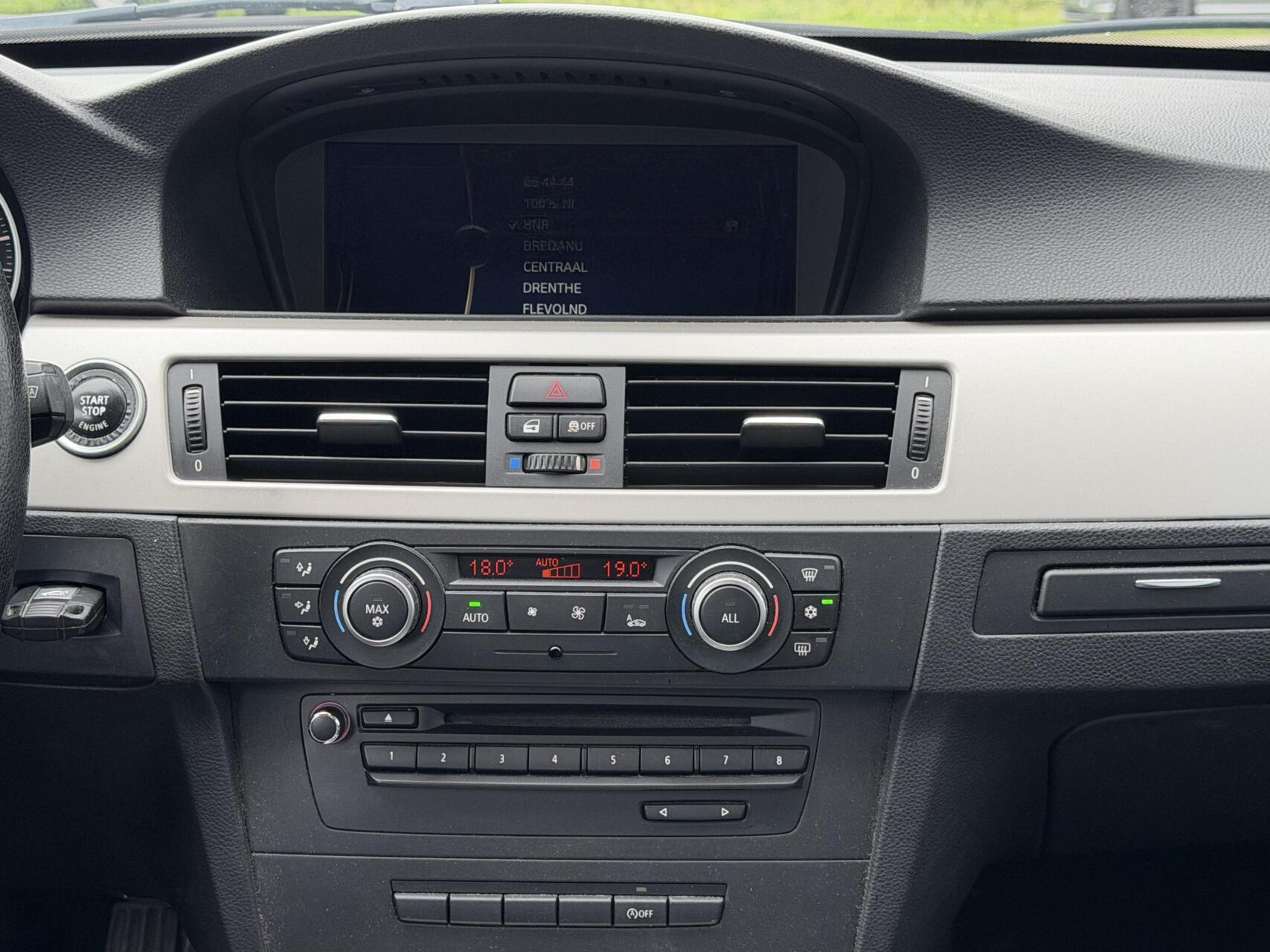 Foto van BMW 320i