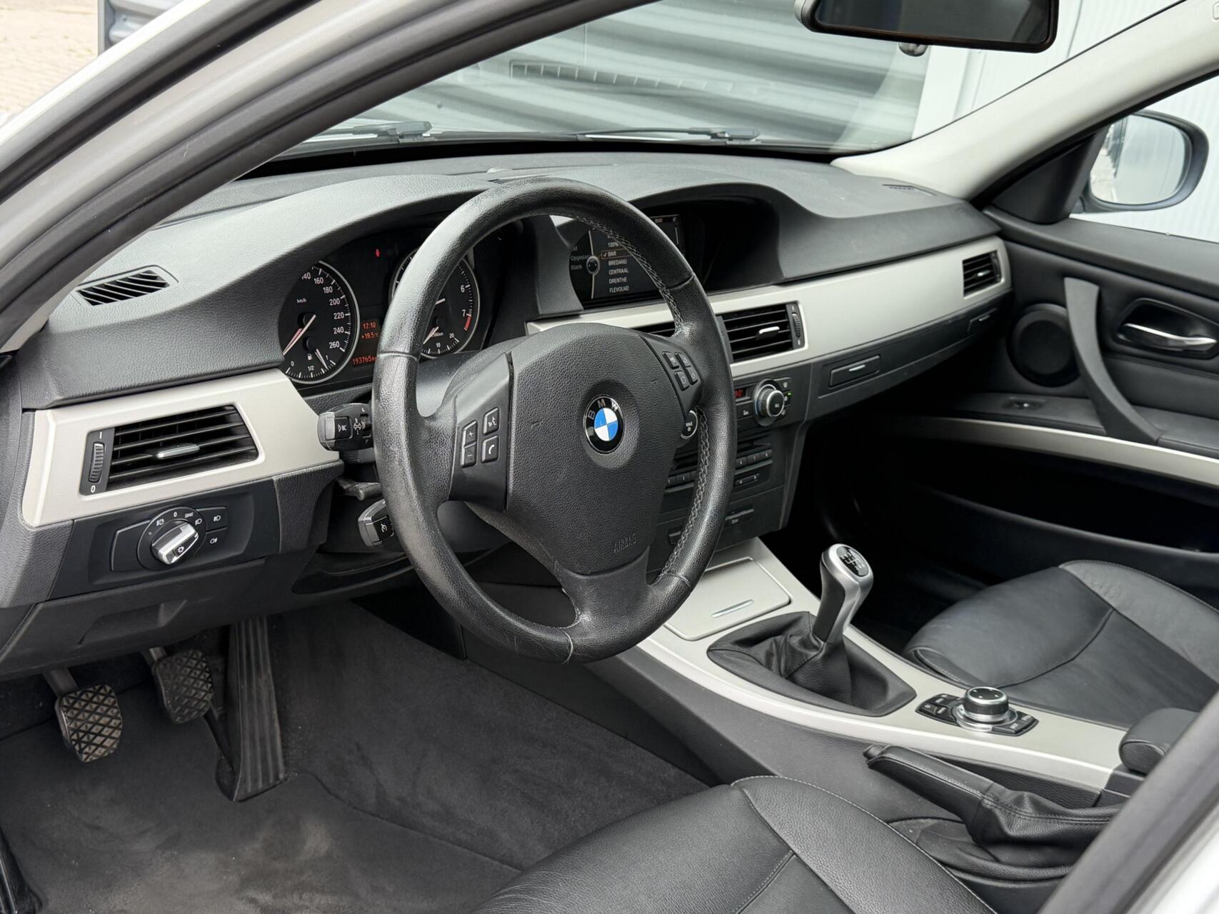 Foto van BMW 320i