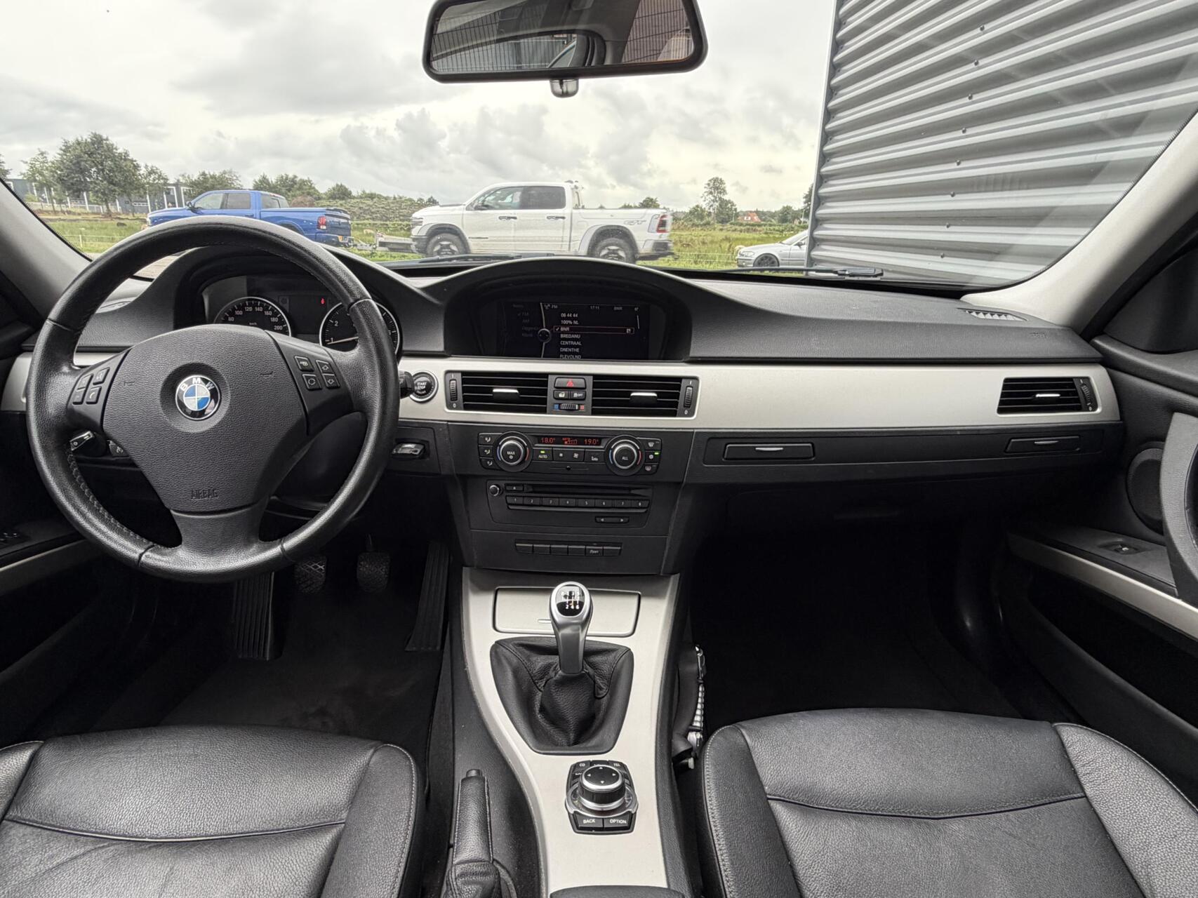 Foto van BMW 320i